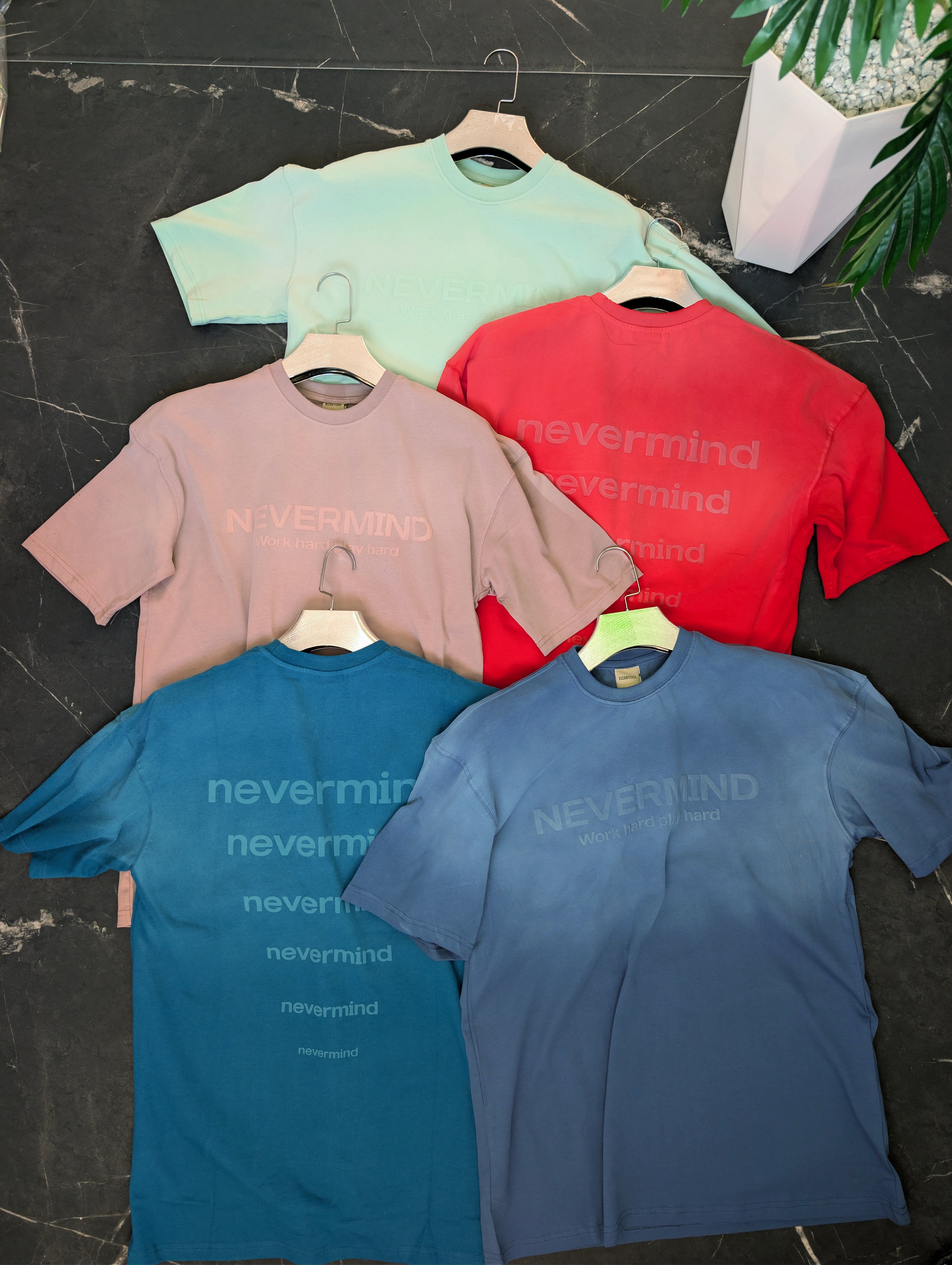 Essential shirt NEVER MIND ( pull oversize)