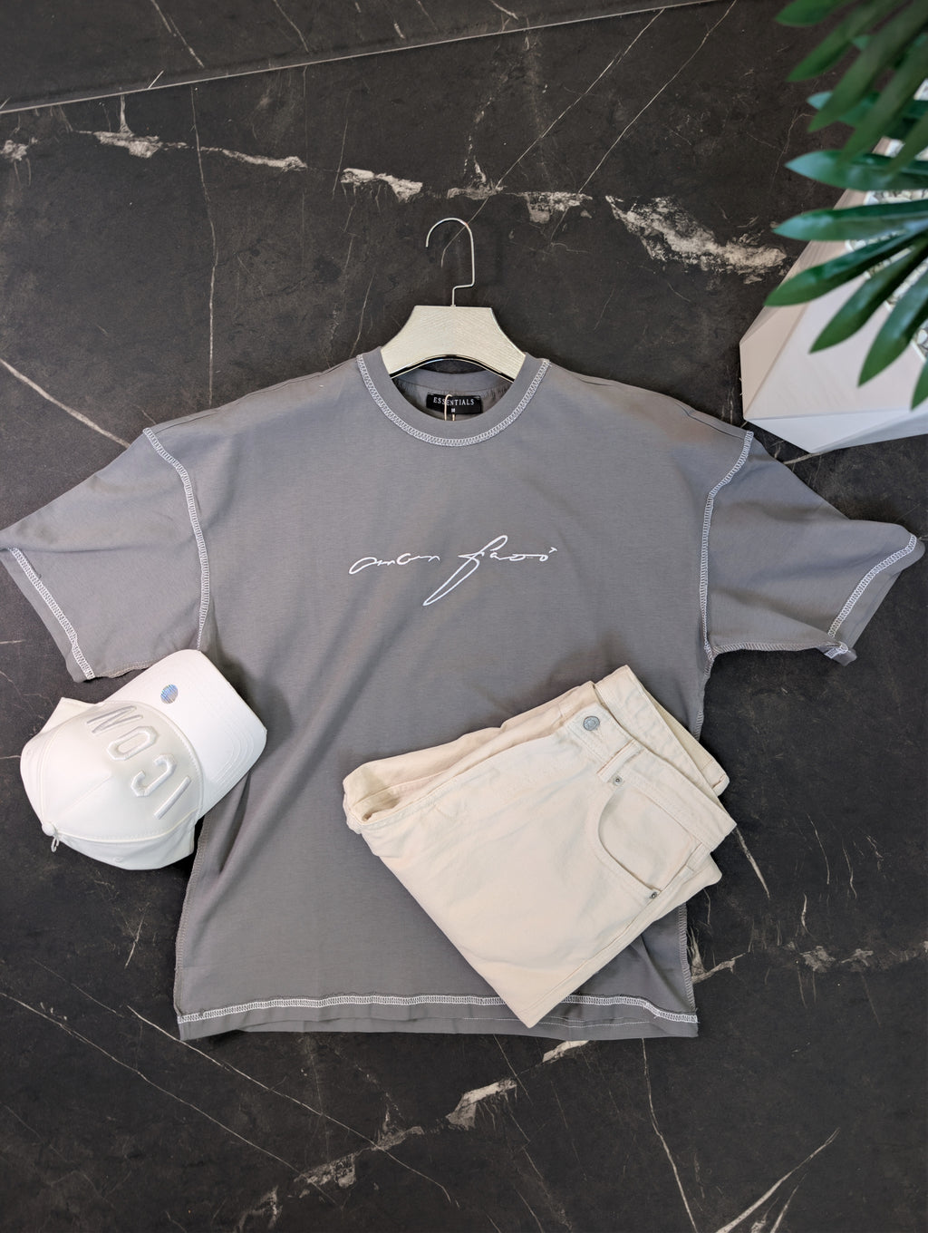 T shirt oversize from essentials (pull oversize)