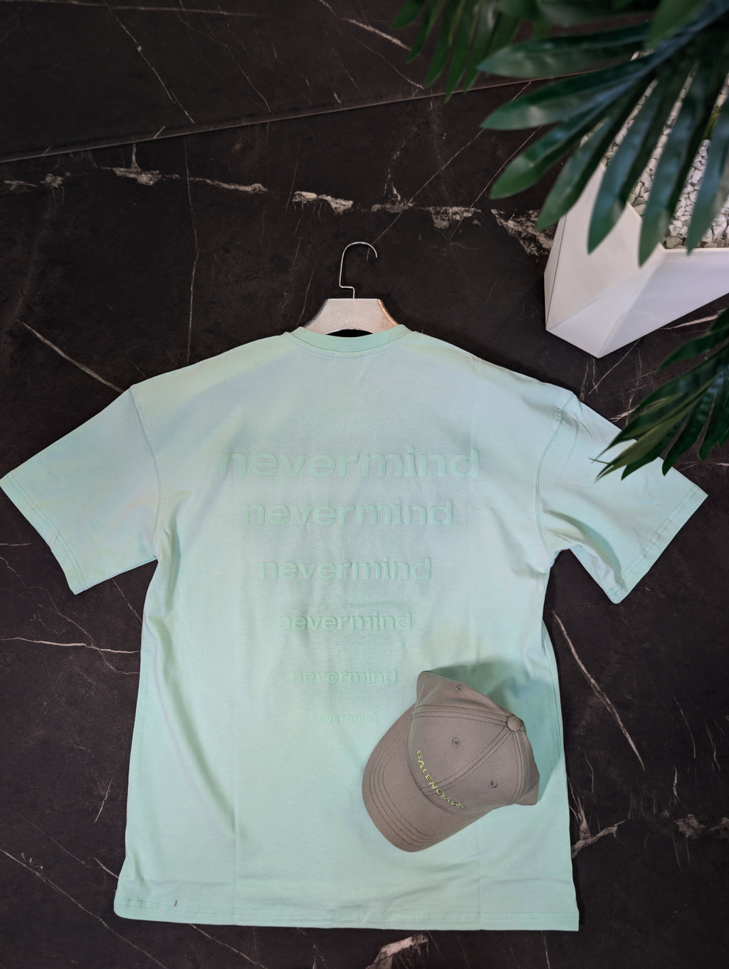 Essential shirt NEVER MIND ( pull oversize)