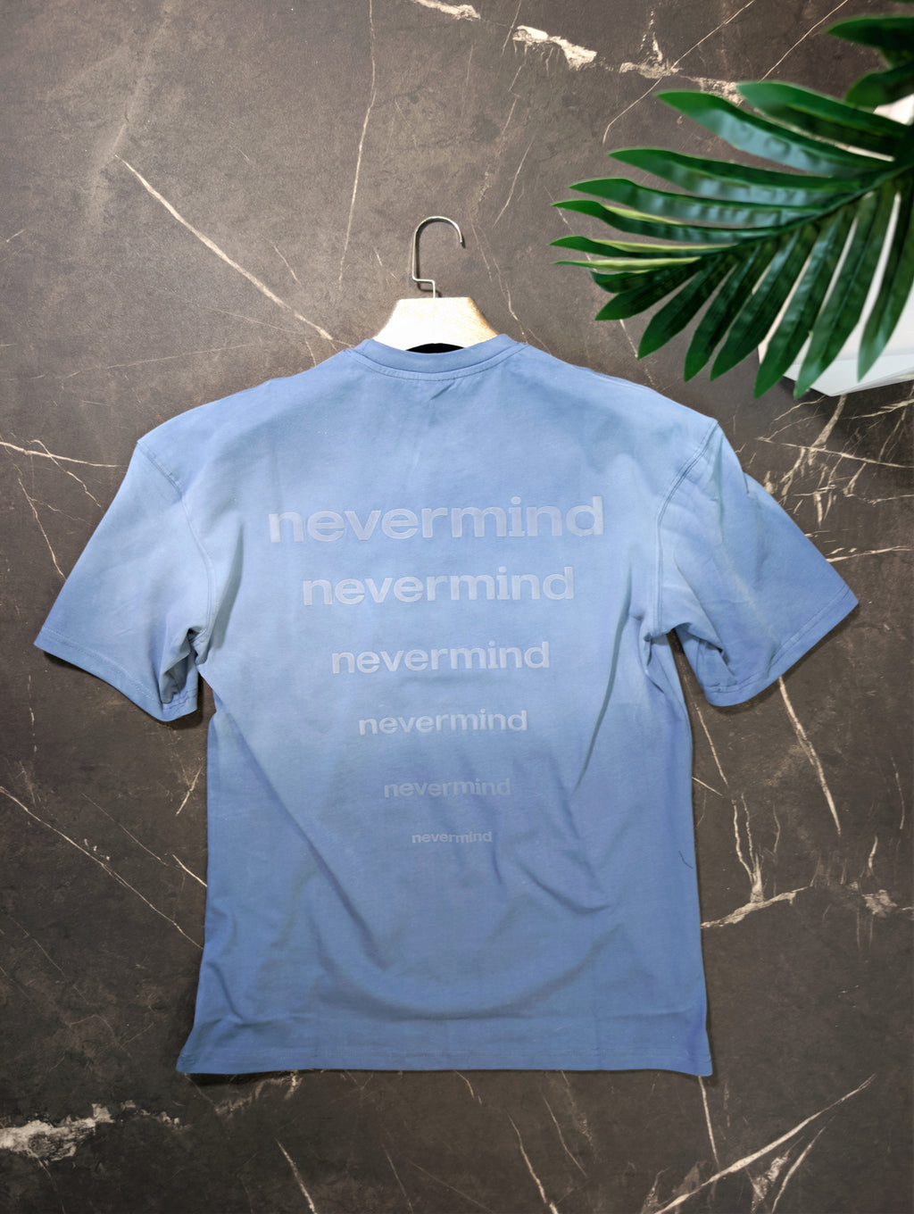 Essential shirt NEVER MIND ( pull oversize)