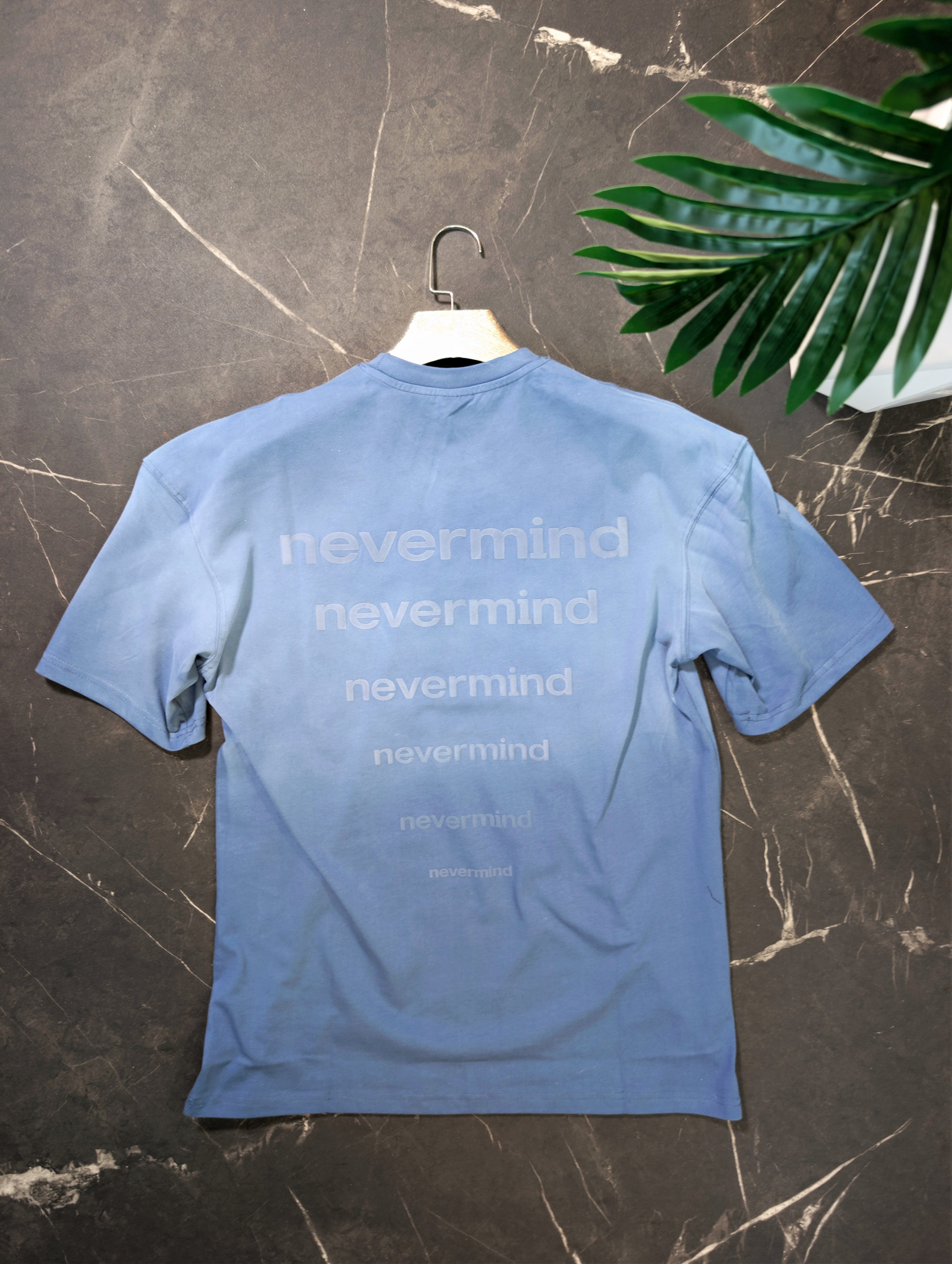 Essential shirt NEVER MIND ( pull oversize)