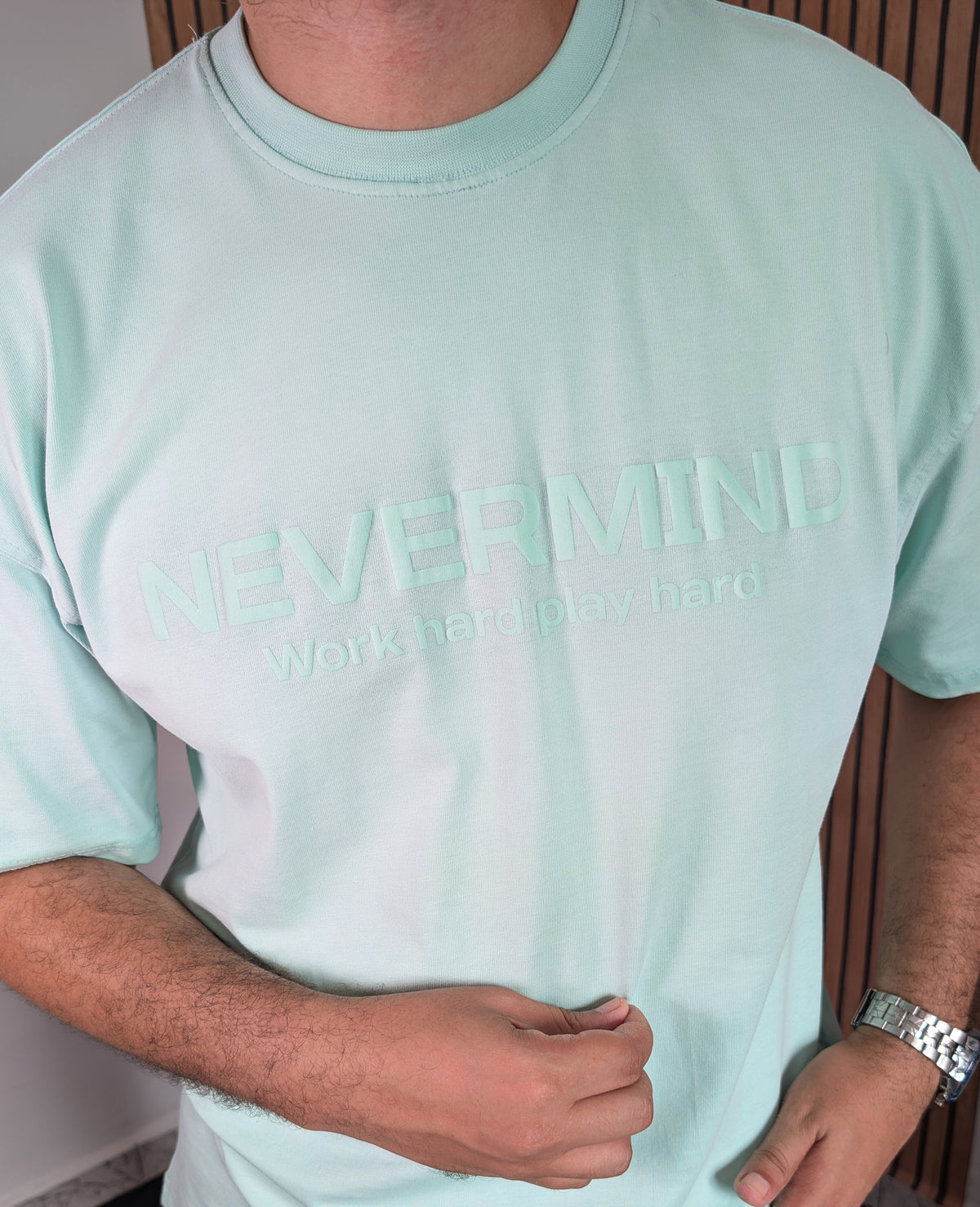 Essential shirt NEVER MIND ( pull oversize)