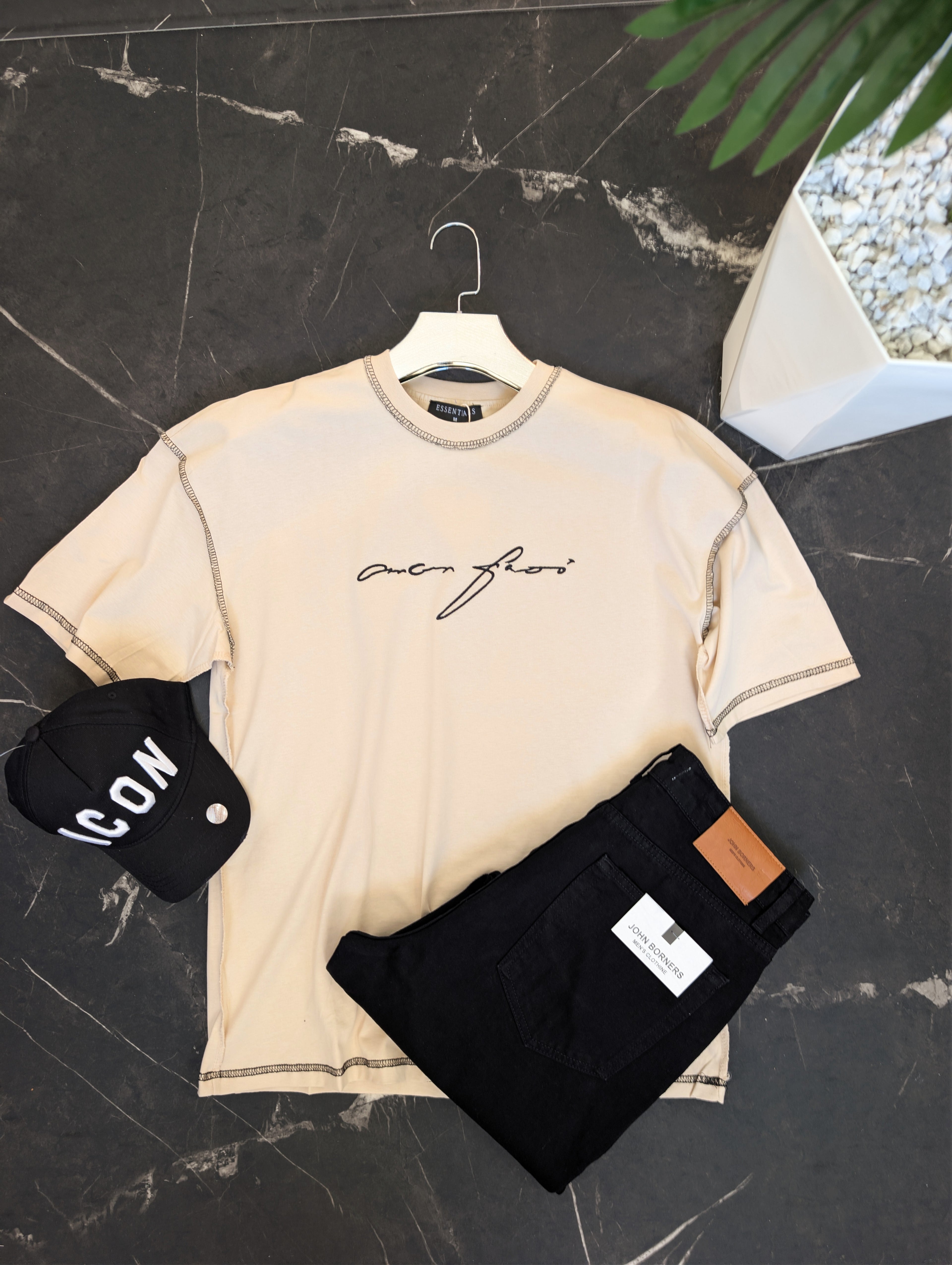 T shirt oversize from essentials (pull oversize)