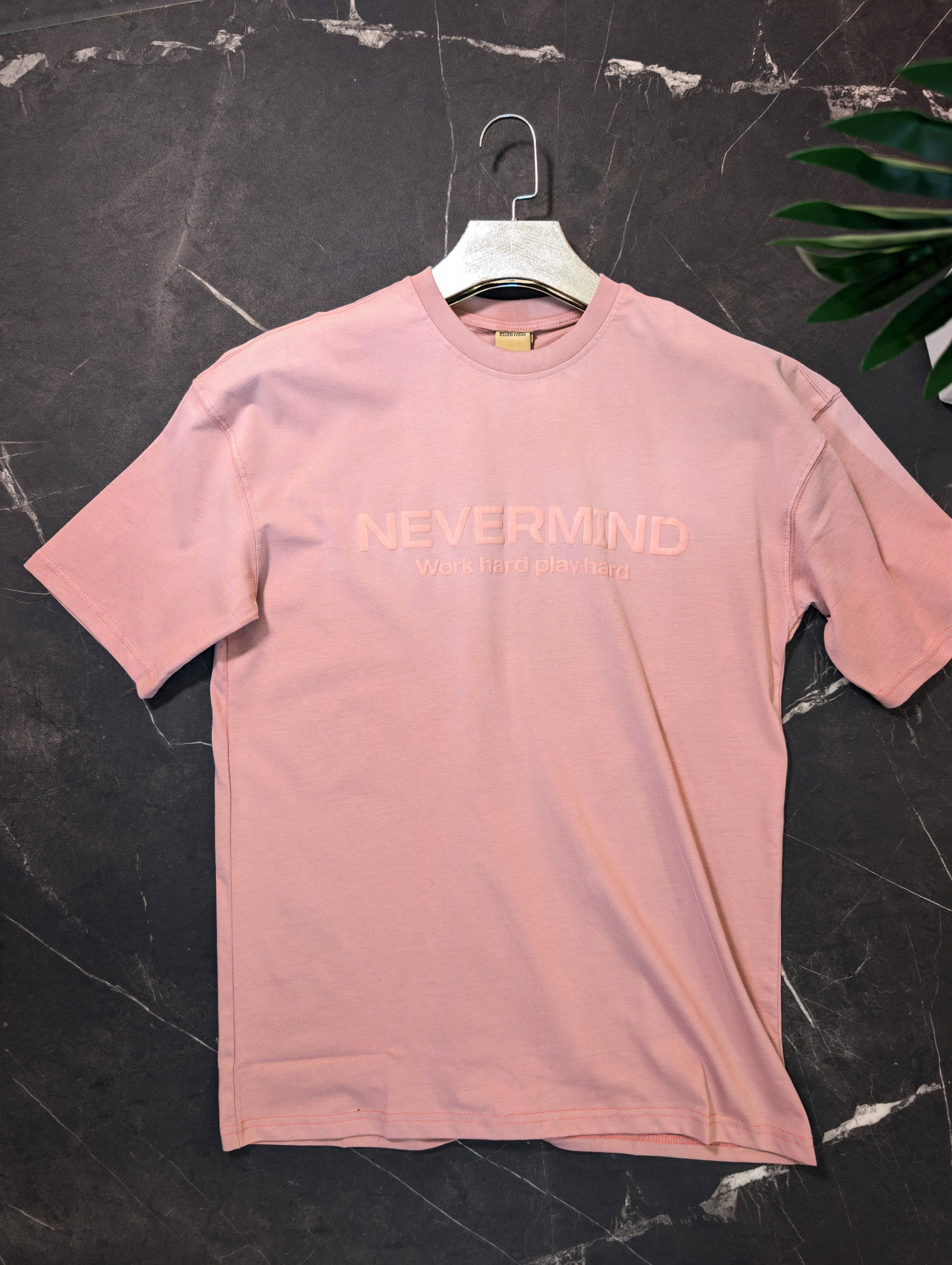 Essential shirt NEVER MIND ( pull oversize)
